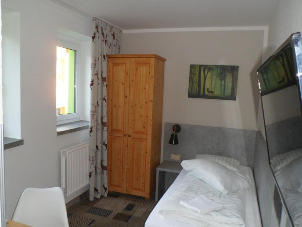 אוברוויזנטל Hotel Miriquidi מראה חיצוני תמונה