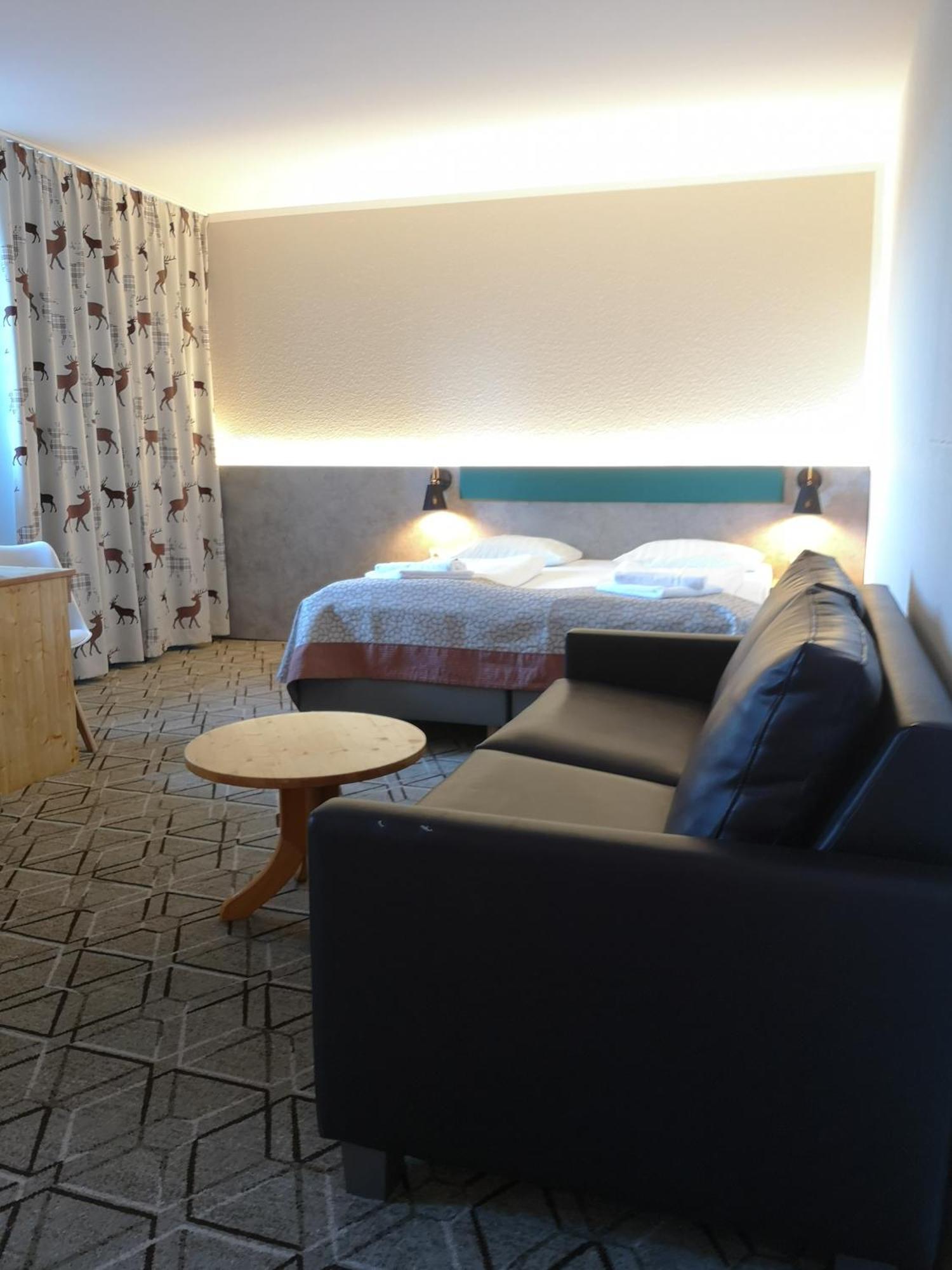 אוברוויזנטל Hotel Miriquidi מראה חיצוני תמונה
