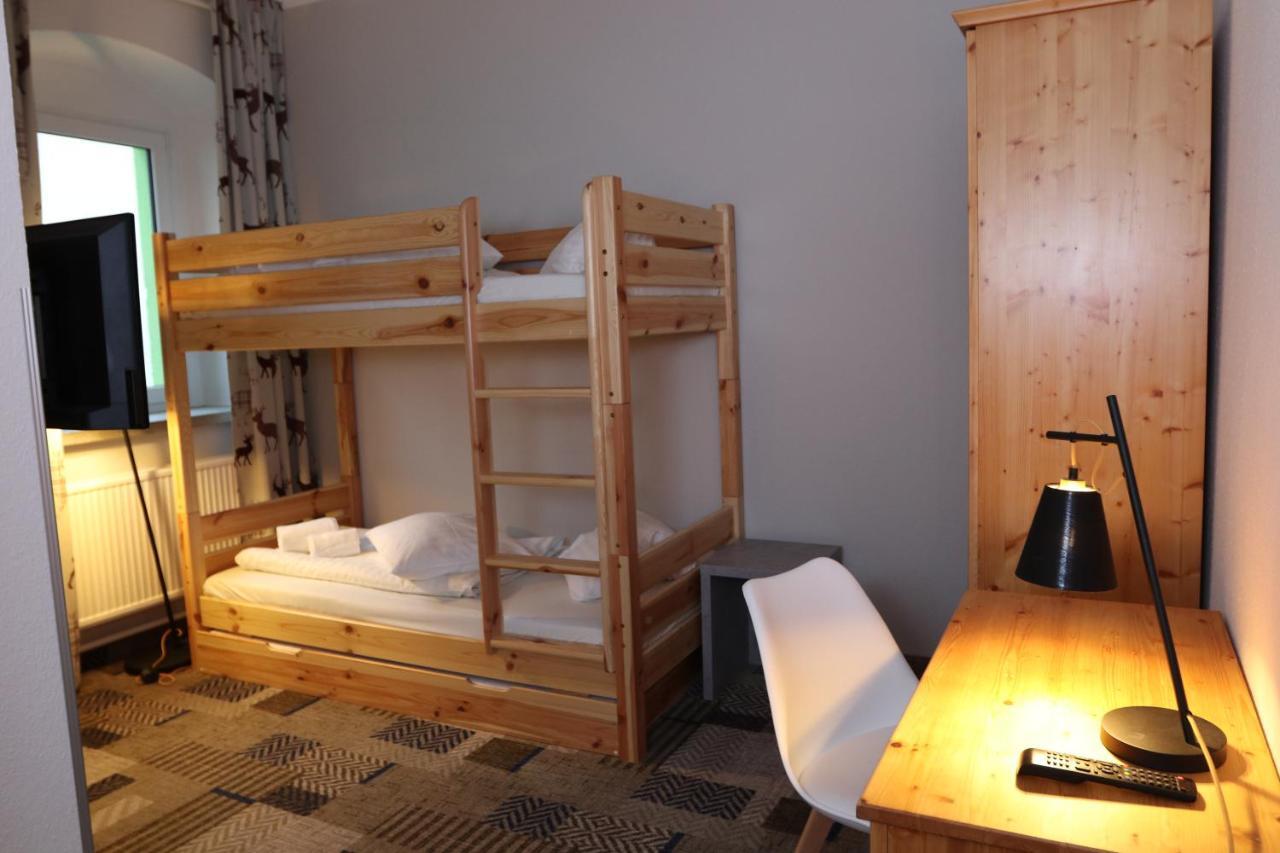 אוברוויזנטל Hotel Miriquidi מראה חיצוני תמונה